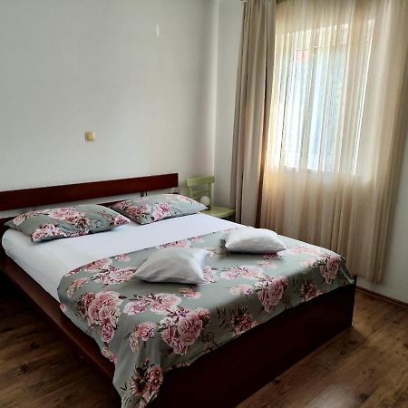 Apartments Snjezana Novi Vinodolski Esterno foto