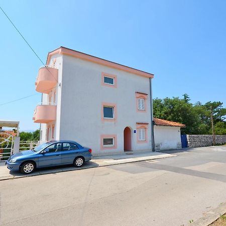 Apartments Snjezana Novi Vinodolski Esterno foto