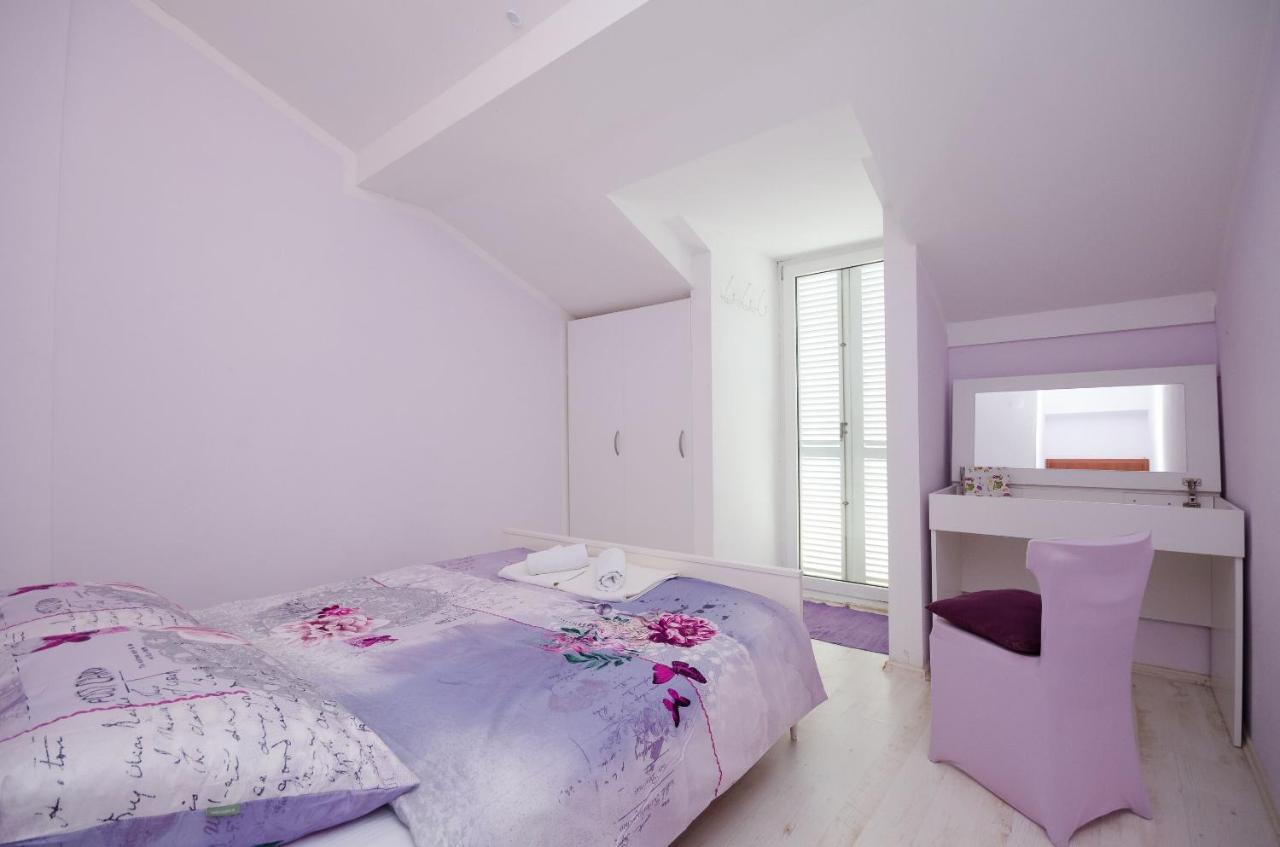 Apartments Snjezana Novi Vinodolski Esterno foto