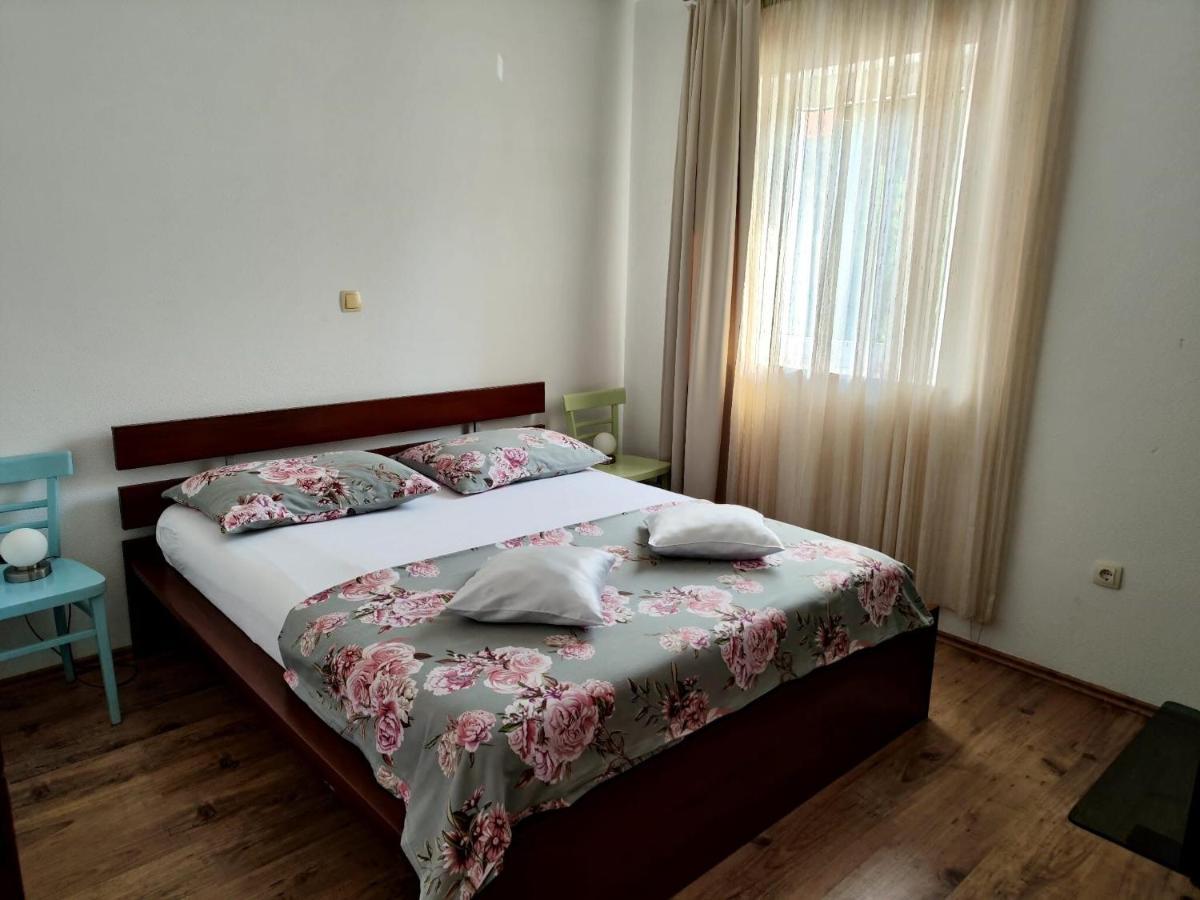 Apartments Snjezana Novi Vinodolski Esterno foto